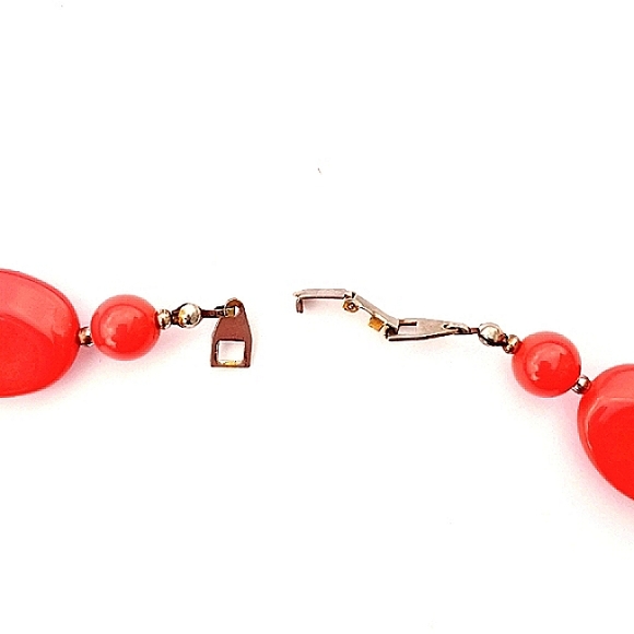 ORANGE BEAD NECKLACE vintage molded Bohemian long box clasp 70s 80s - Picture 4 of 7